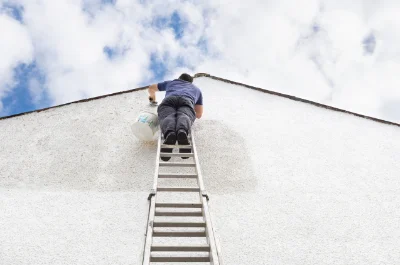 Peinture extérieure à la Chapelle-Erbrée — façades et ravalement
